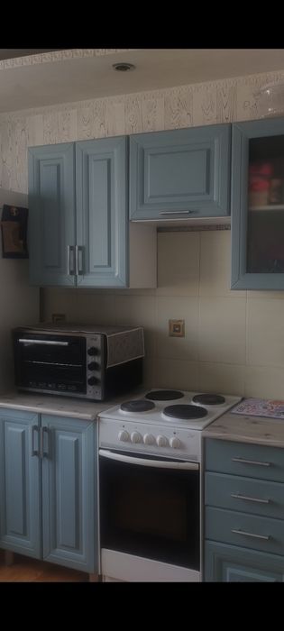 Продаю плиту электрическую и духовку