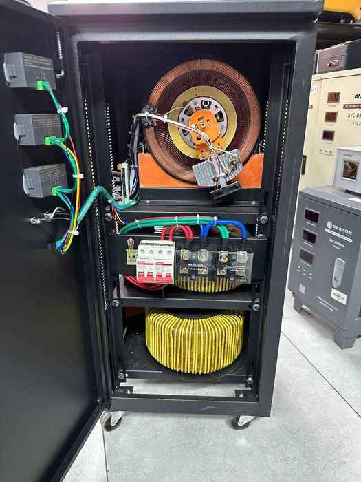 Стабилизатор напряжения EPA EES-30KVA