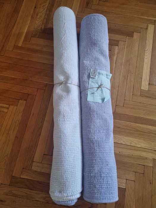 Vand 2 covoare pluș/catifea IKEA 80x180 cm bleu/bej putin utilizate