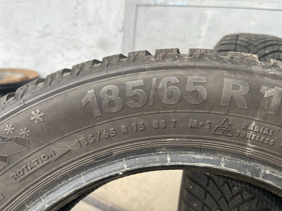 4 бр. зимни гуми 185/65/15 Semperit 2x7 2x6 mm DOT 1322