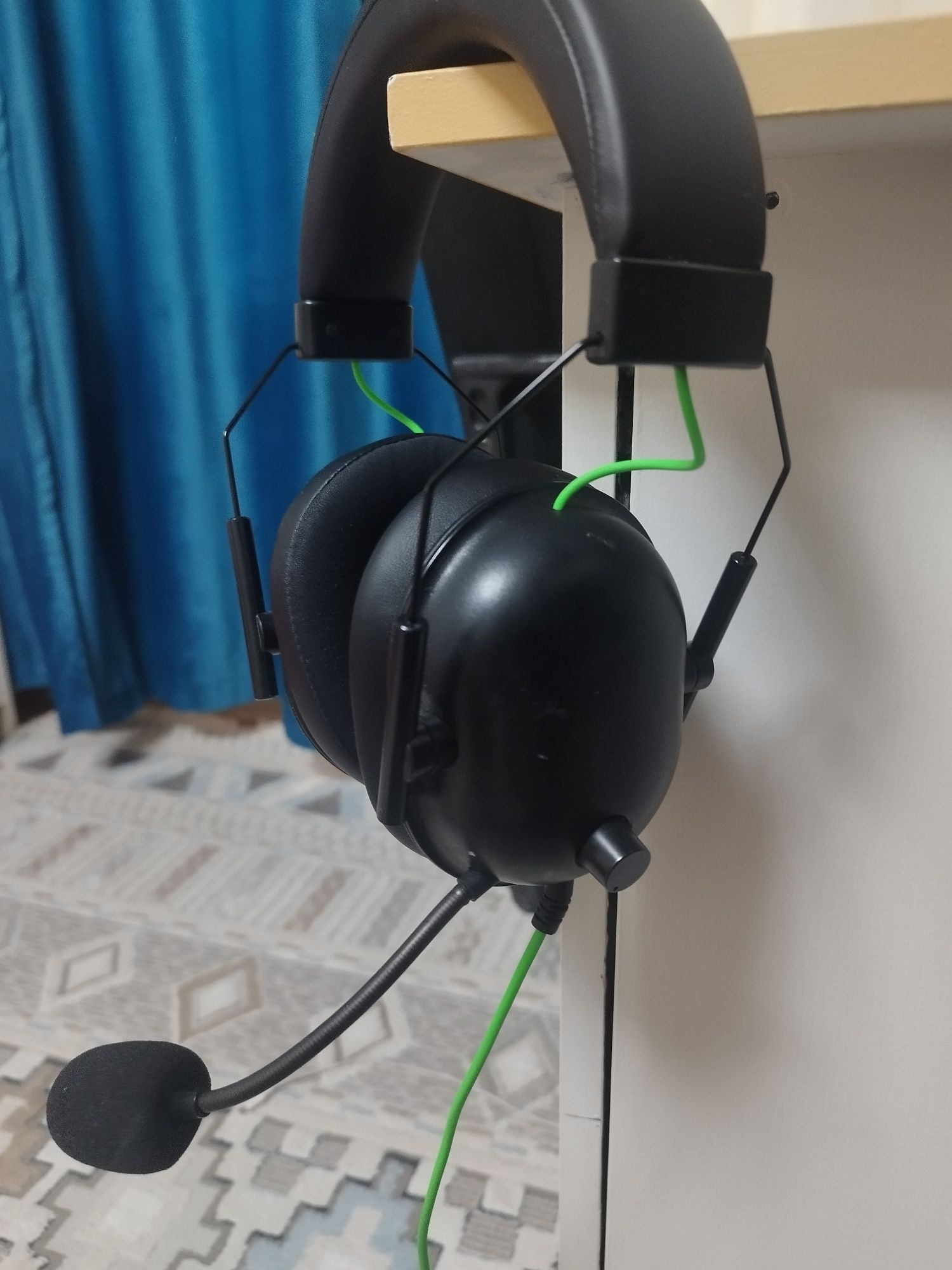 Микрофон Fifine k678 и Наушники Razer Blackshark v2