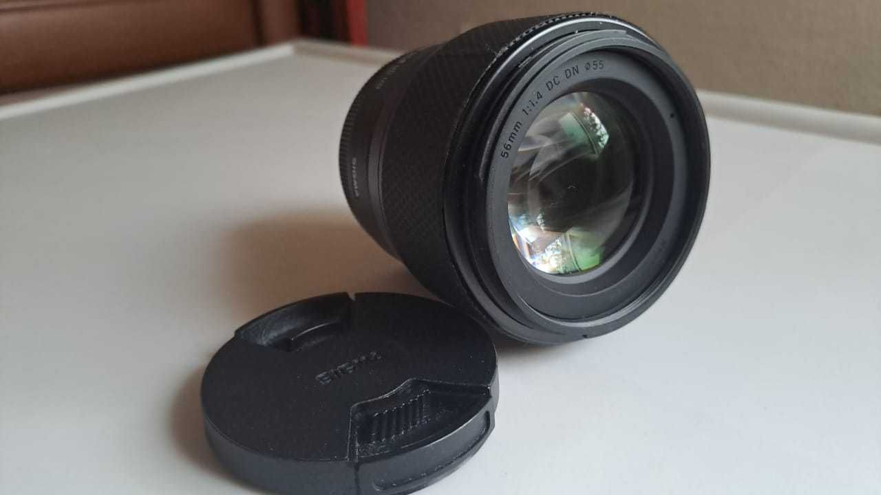 Объектив Sigma 56mm f1.4 для APS-C камеры