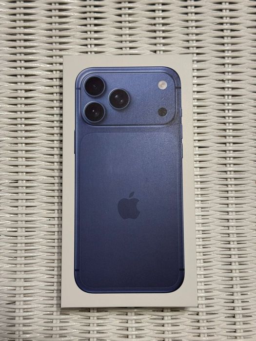 iPhone 17 PRO Max 256 GB eSim