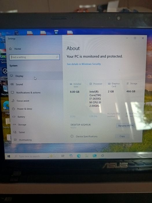 Laptop Asus i7 8gb ram windows 10 pro hdd500gb si placa invidia g forc