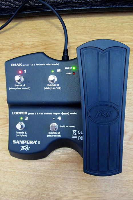 Страхотно Peavey Vypyr 75W Modeling Combo кабинет 1x12