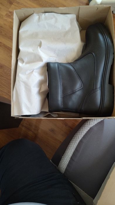 Мъжки боти от естествена кожа