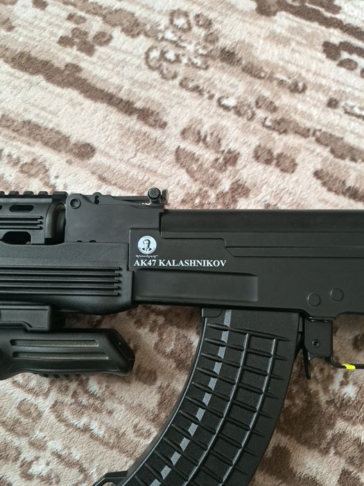 Лицензирана Еърсофт реплика на АК47