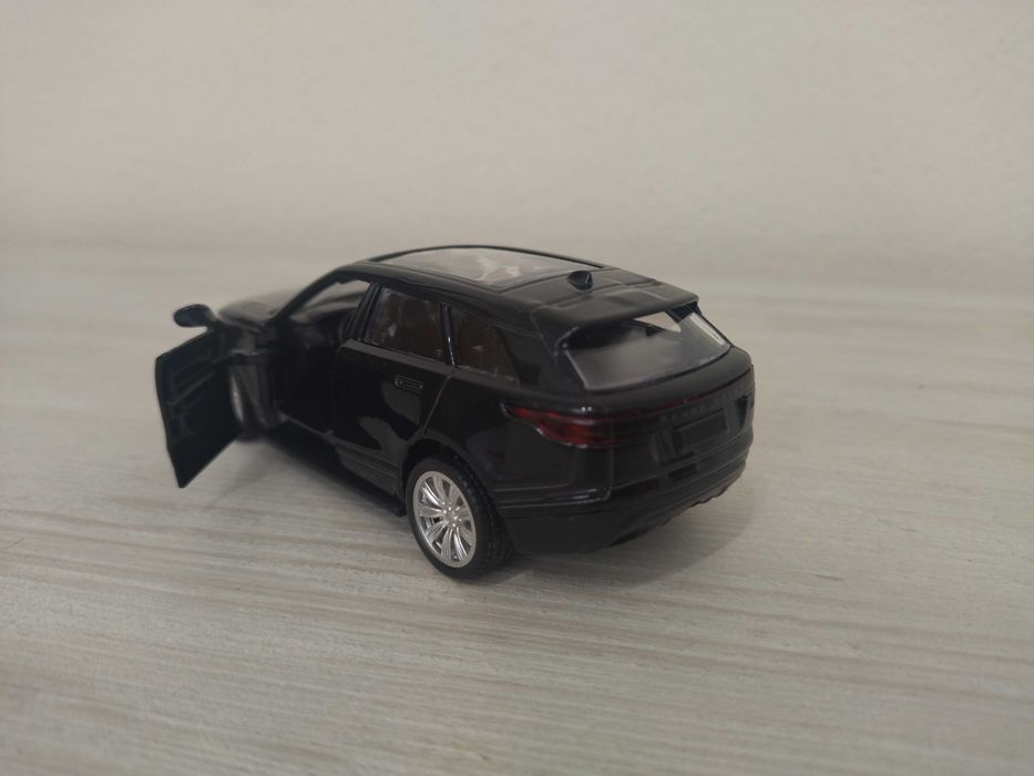 Метална количка Land Rover Velar !!