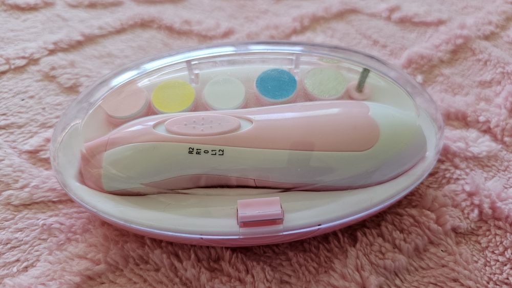 Пила за бебешки нокти ново