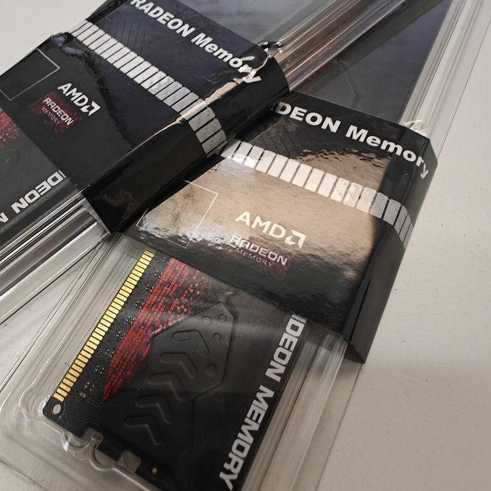 Оперативная память 32GB DDR4 2666MHz AMD Radeon R7 Performance Series