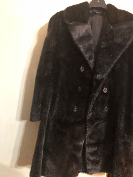 Шуба эксклюзивная (мужское пальто) из натурального меха тюленя