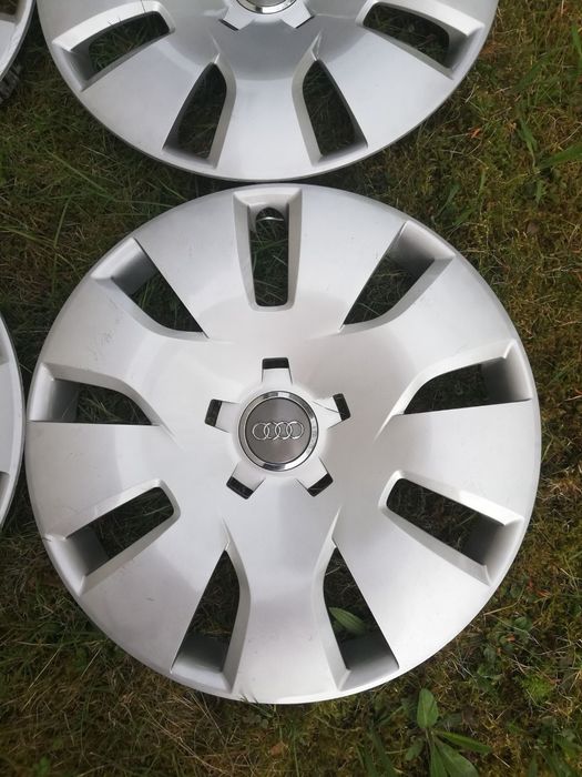 Оригинали тасове за audi