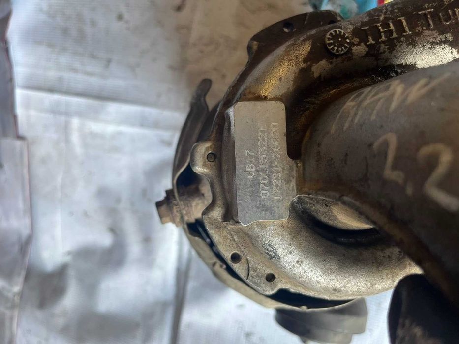 Турбина от Toyota rav4 2.2D 2008г