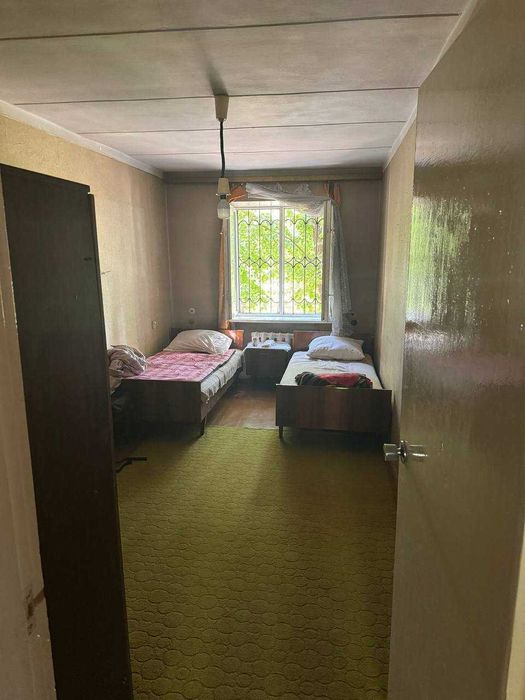 Чиланзар-1  3/2/4 65м2 Кирпичный дом