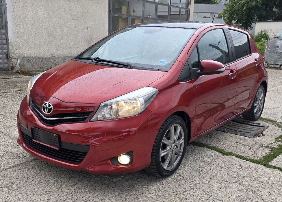 Toyota Yaris 1.4 D4D $ ПАНОРАМА $ NAVI $ Камера $ Кожа $