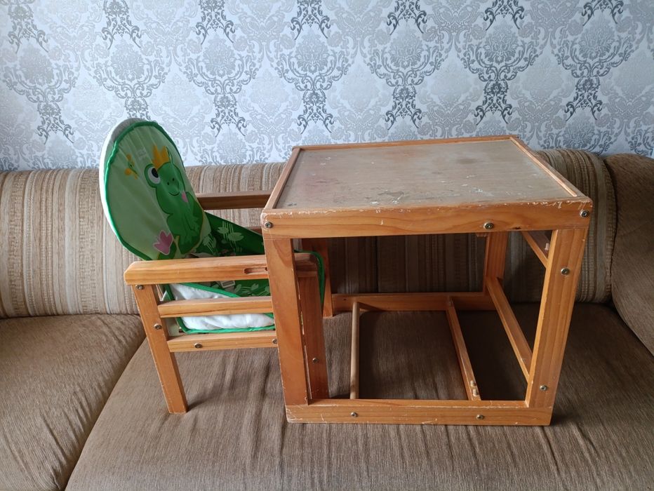 Стул-трансформер для кормления