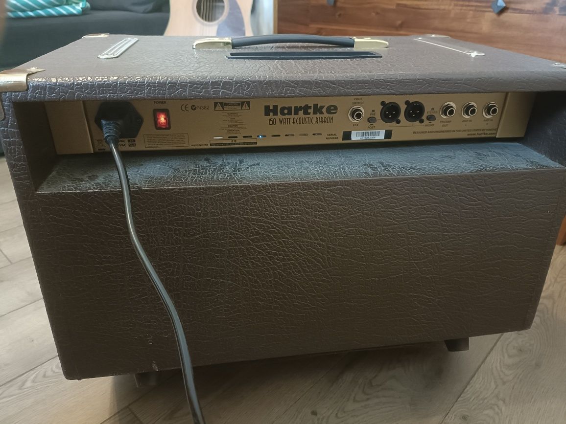 Amplificator combo chitara hartke