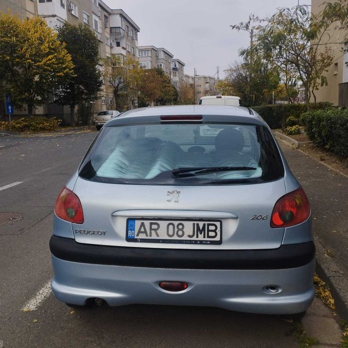 Peugeot 206 1,4 Benzina - KM PUTINI , KM REALI