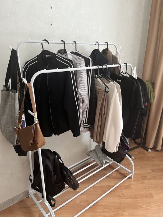 Продам напольную вешалку