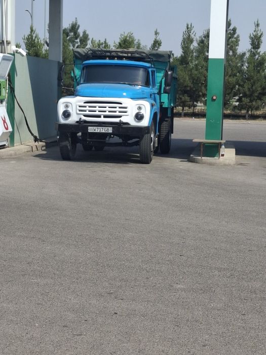 Zil samasval sotiladi 1989 yil