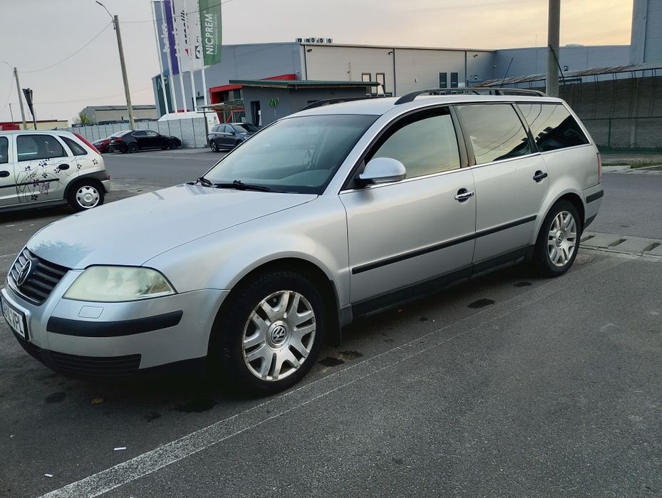 Vând s-au schimb passat b5