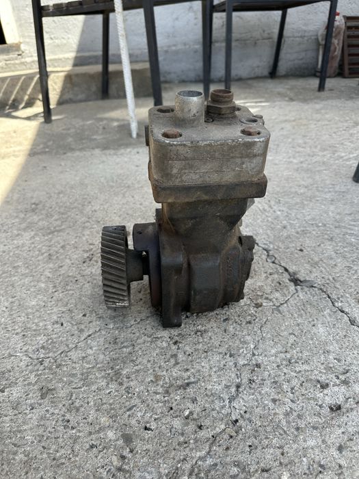 Compresor Mercedes Atego euro 3  4111540108  stare foarte buna