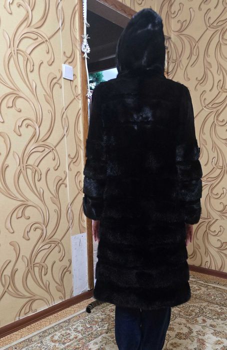 Продам норковую  шубу !!