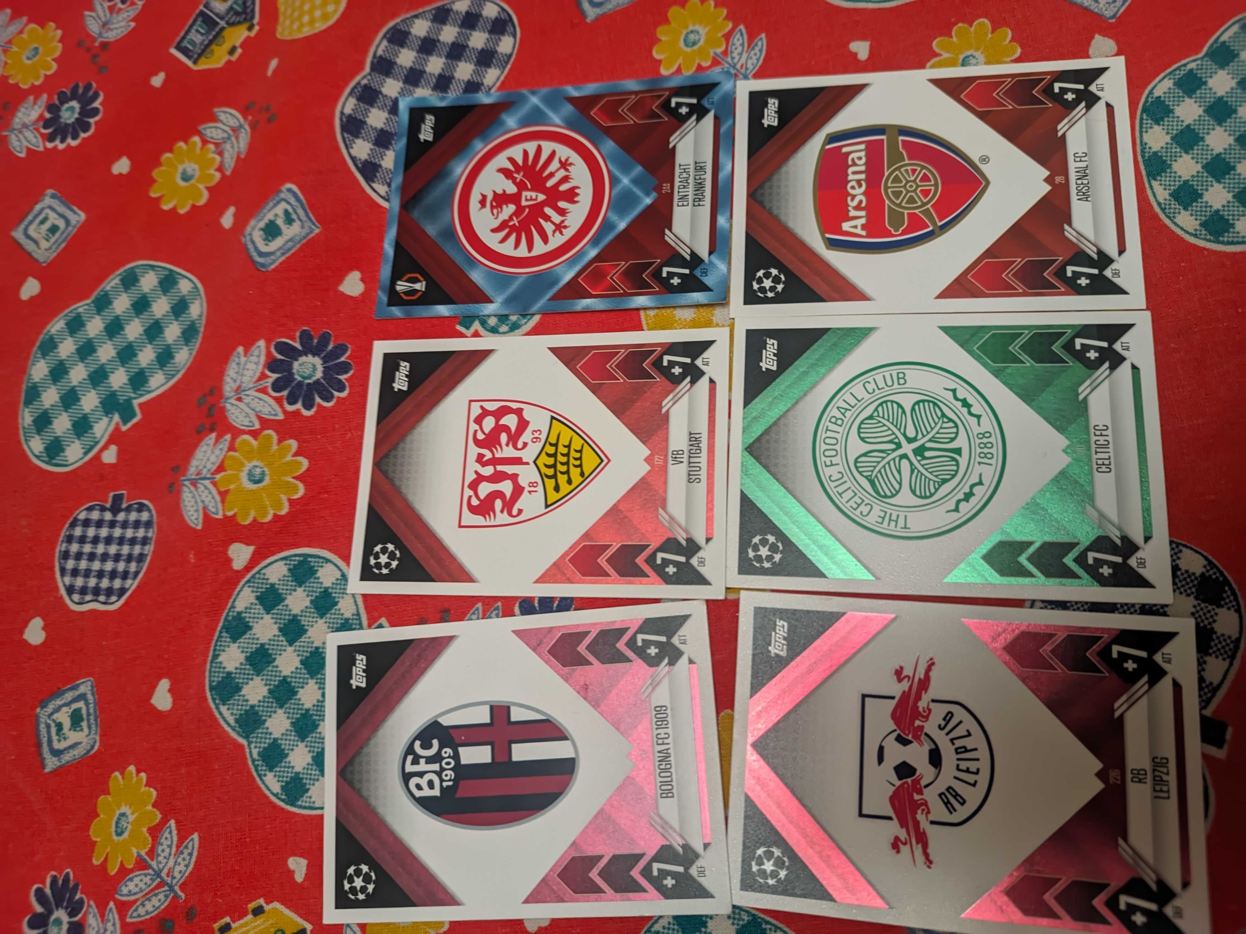 Продавам, заменям футболни карти match attax