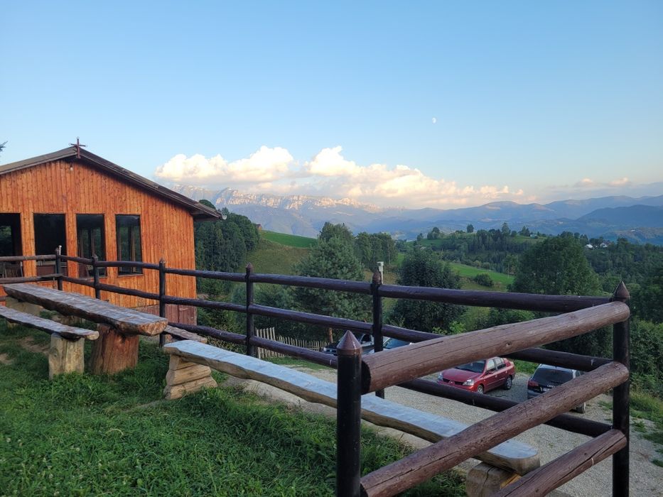 Cabana de închiriat! OCUPAT DE REVELION