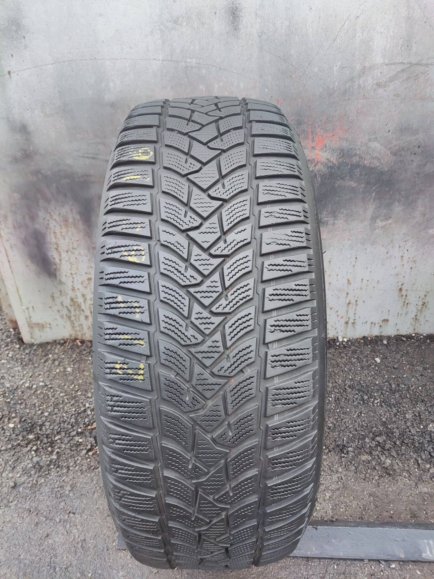 1бр.зимна гума 215/60/16 Dunlop Winter Sport 5
dot21
6.5mm
Добро състо