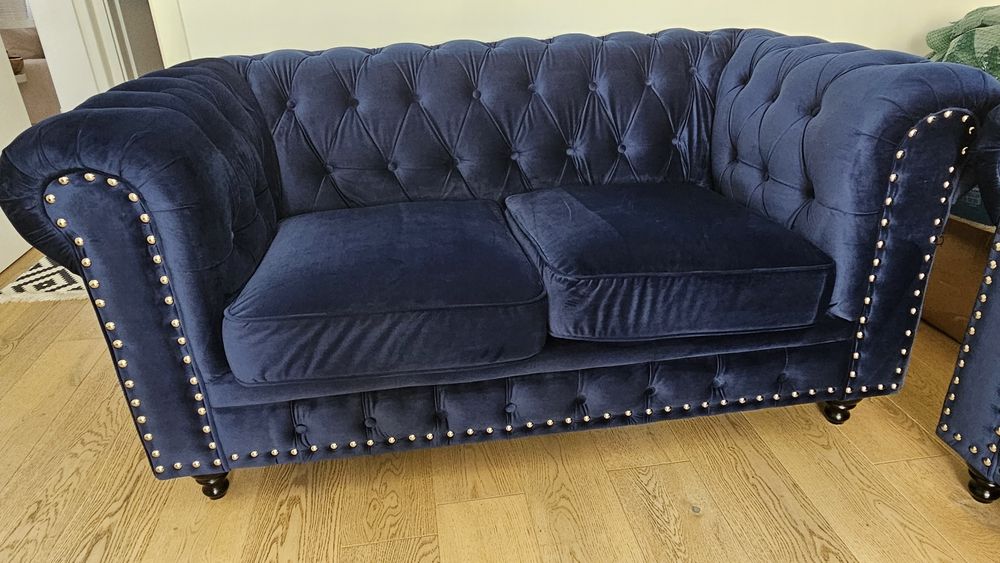 Set canapele Chesterfield, catifea albastră – elegant și confortabil
