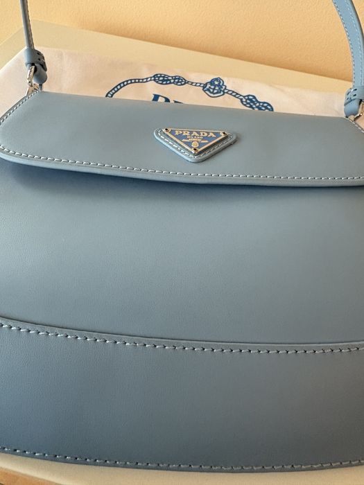 Малка чанта модел на Prada