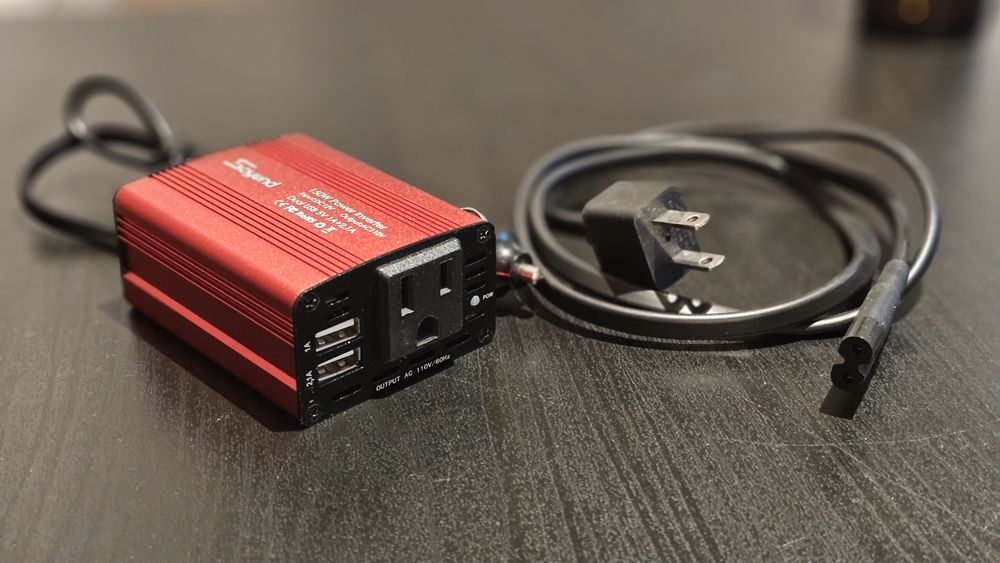 Инвертер Soyond 12v към 120v (150w)