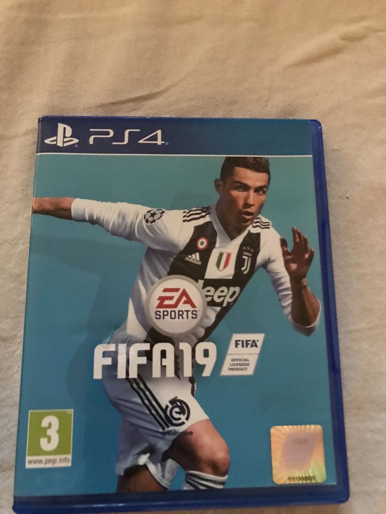 ps 4 ideal holatda
