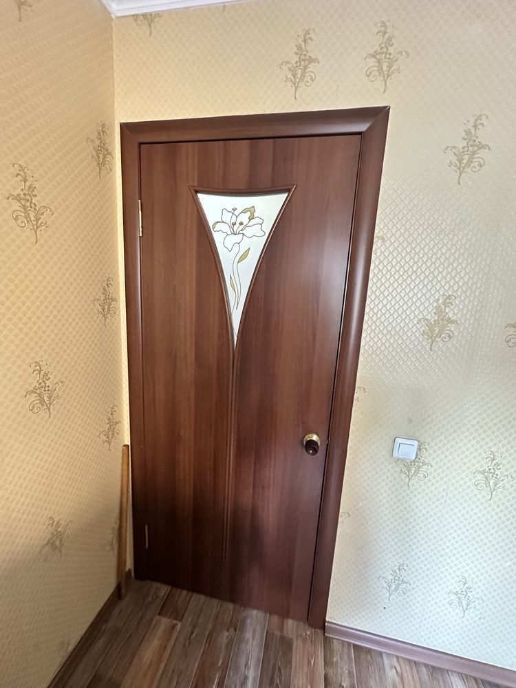 Продаются двери по 80 и 60 см