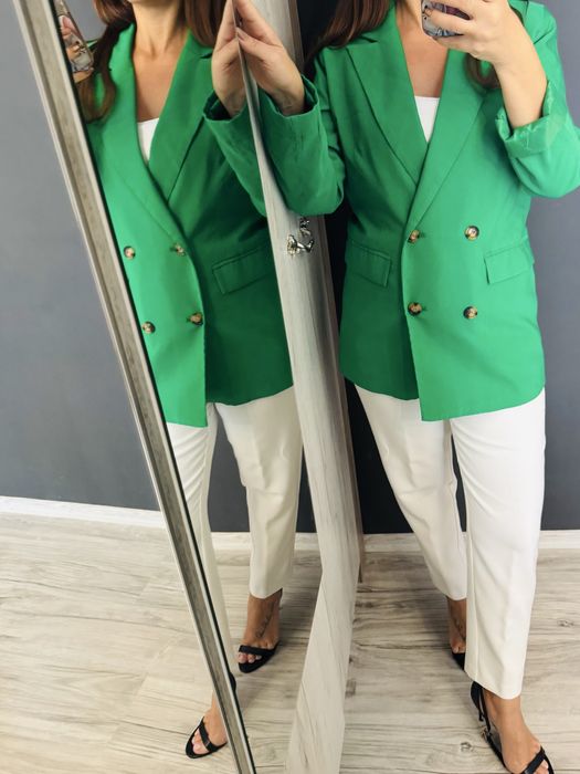 Ново зелено сако S размер