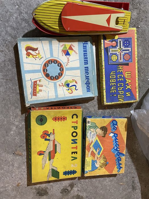 Стари настолни игри, чешма от дърво