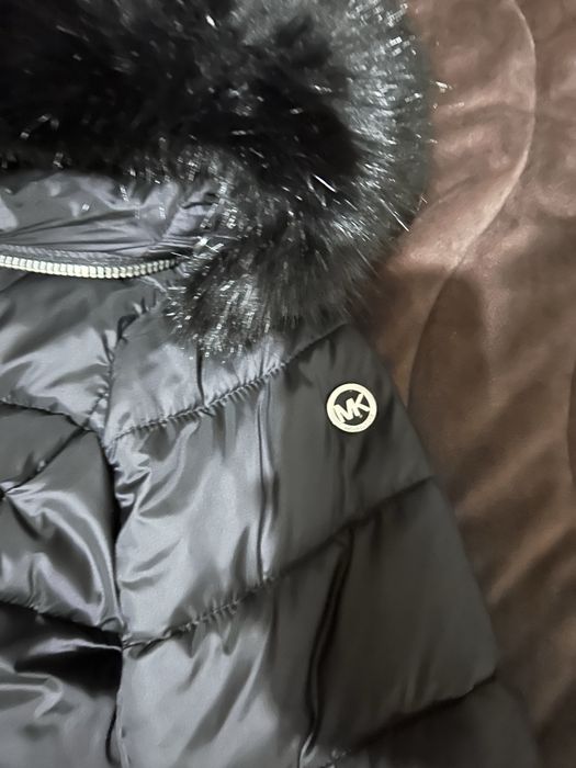 Ново оригинално яке Michael kors M размер