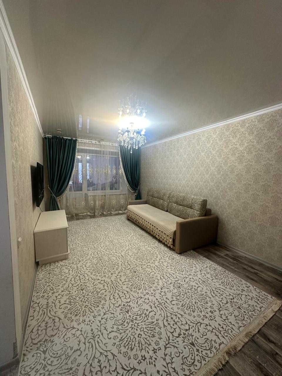 В продаже шикарная 2-комн. квартира , 52.7м², 1/4 этаж.