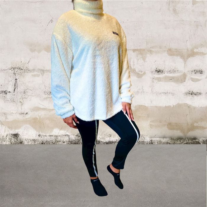 Дамска поларена блуза тип полу , мек плюш с апликация Life