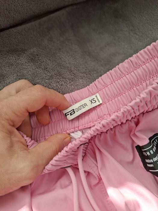 Pantaloni dama mărimea xs