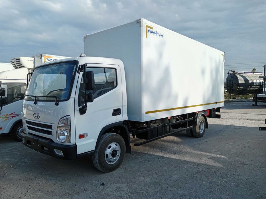 Изотермический автофургон Hyundai Mighty EX8