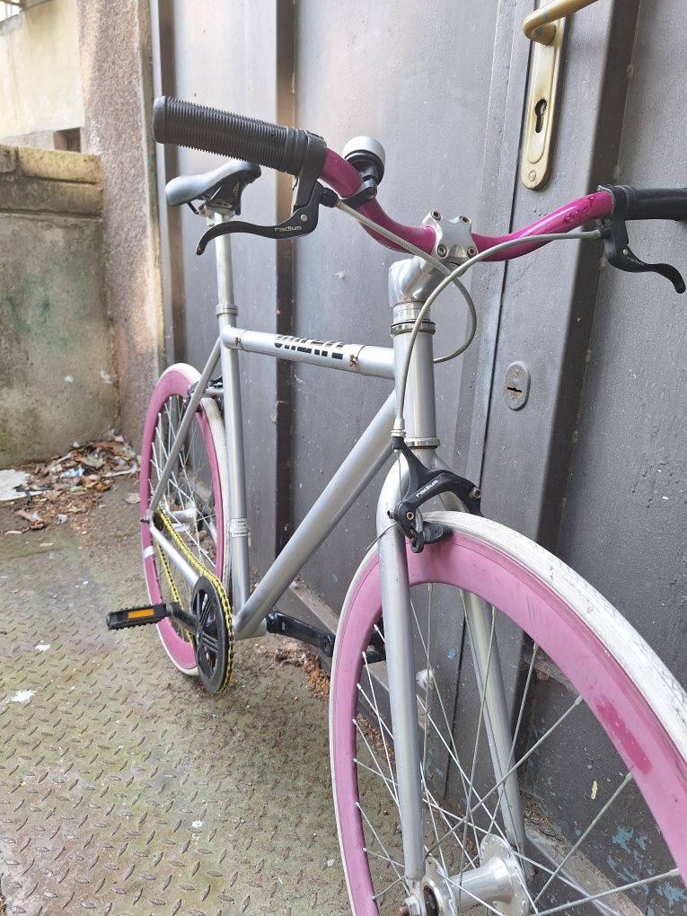 Велосипед шосеен градски single  speed
