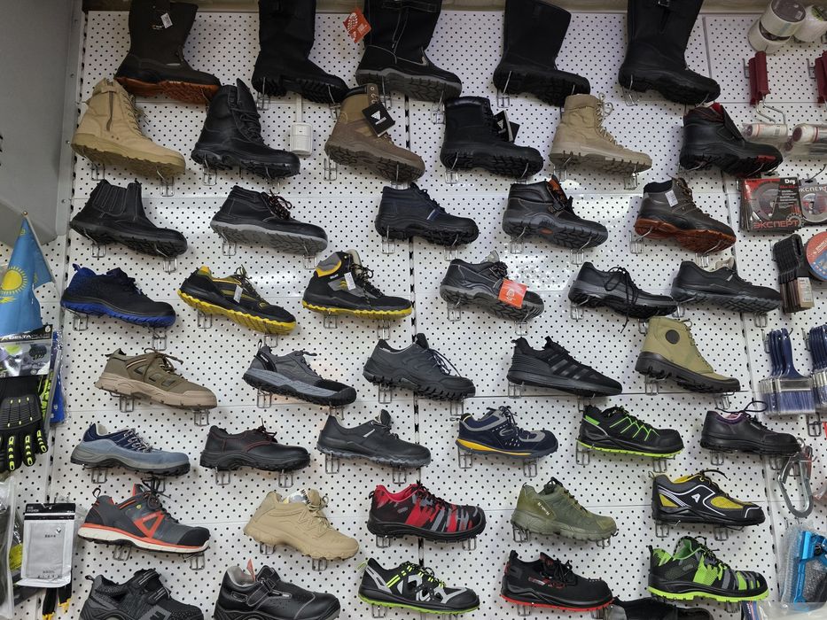 Спецодежда и Спецобувь