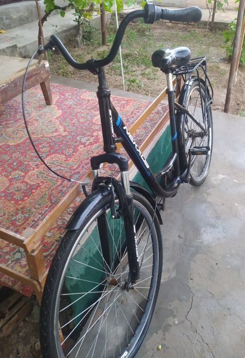 Велесапед сотилади