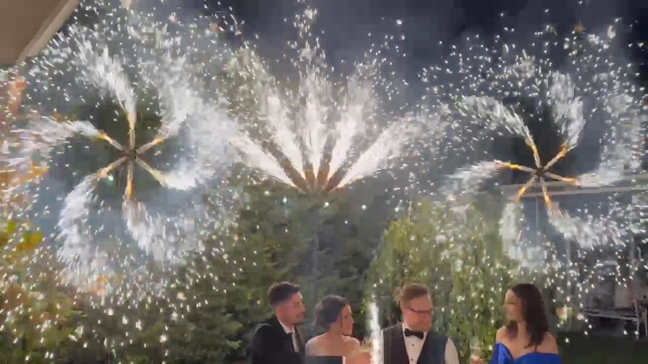 Artificii de seara, de zi și de sol pentru nunta, botez, gender reveal