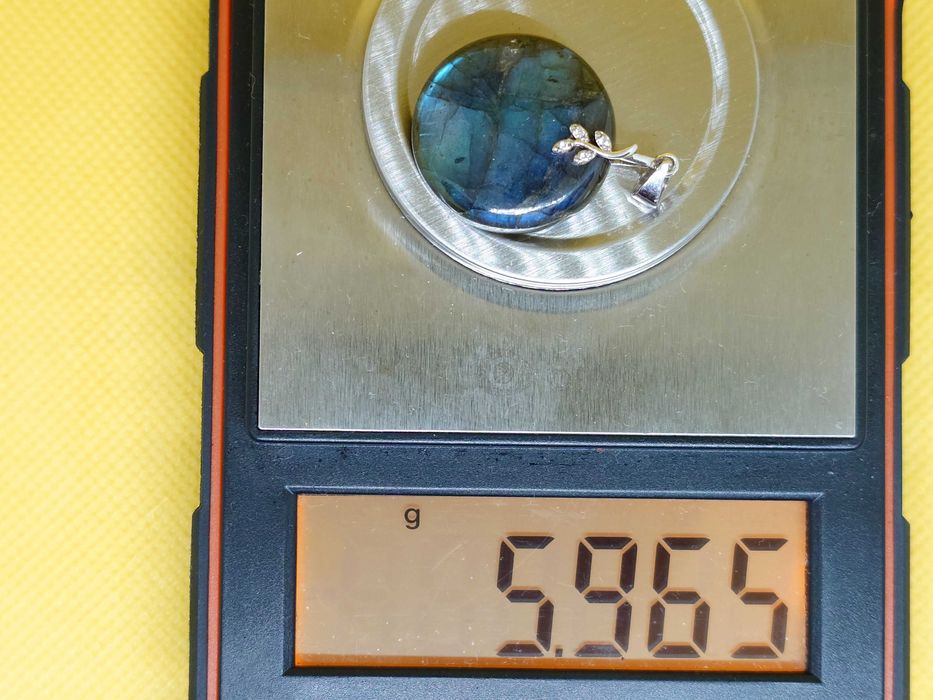 Pandantiv argint cu labradorit