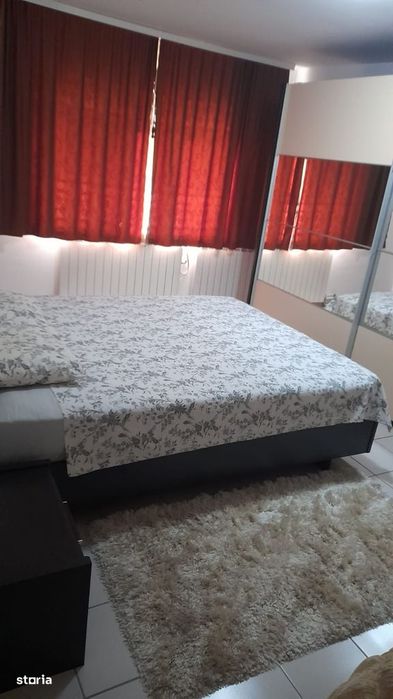 Apartament 3 camere 70 mp etaj 1, decomandat, Rovinari