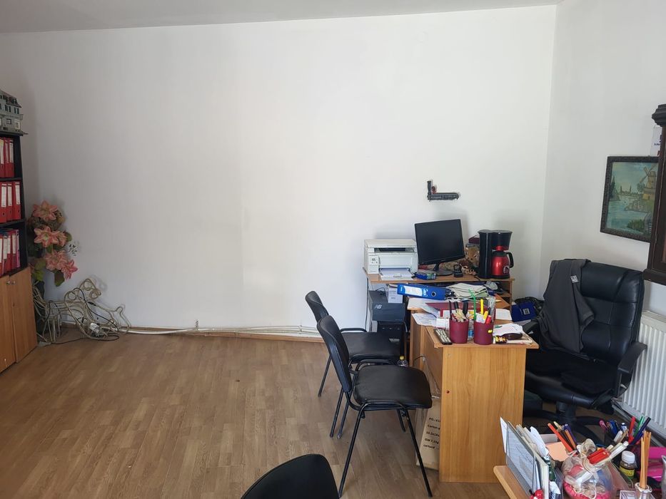 Casa singur în curte de 400 mp în Terezian Pta Cluj poziție excelenta