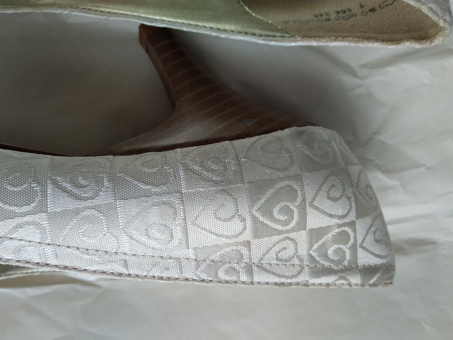 Сватбени обувки